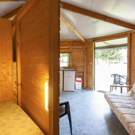 Alpstuga 2000 - Kampeerhut Osecna